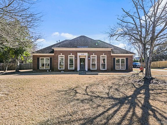 3rd image of 9430 Huntingdon Ct