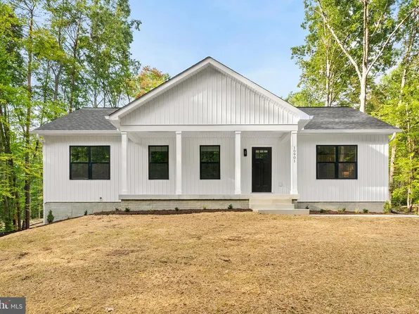 10901 Carlton Dr, Bumpass, VA 23024