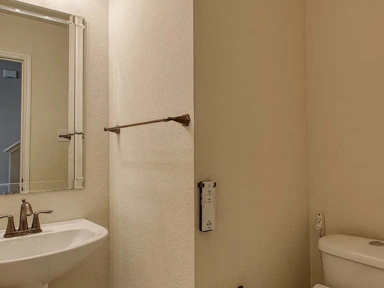 3408 Paradise Valley Dr — Photo 9