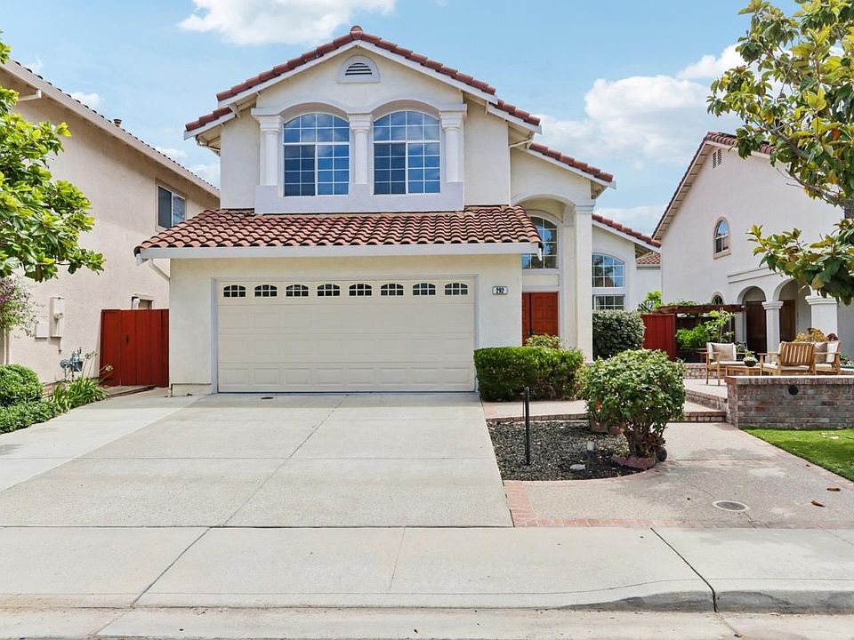 1st image of 292 Silverlake Ct
