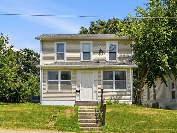 2nd image of 1326 Griswold St