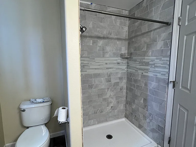 453 SE Ponderosa Dr — Photo 11
