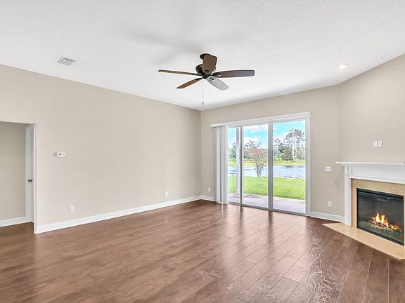 5th image of 209 Linda Lake Ln