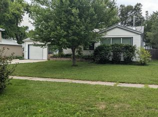 408 Nubia St, Cairo, NE 68824