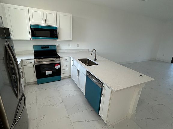3rd image of 177 Pennfield St