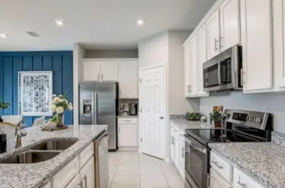 4 bed, 1873 sqft, $2,075 — Photo 3