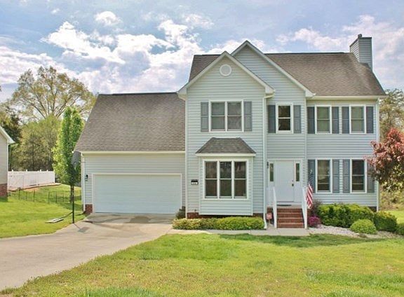 2nd image of 4511 Brentwood Dr