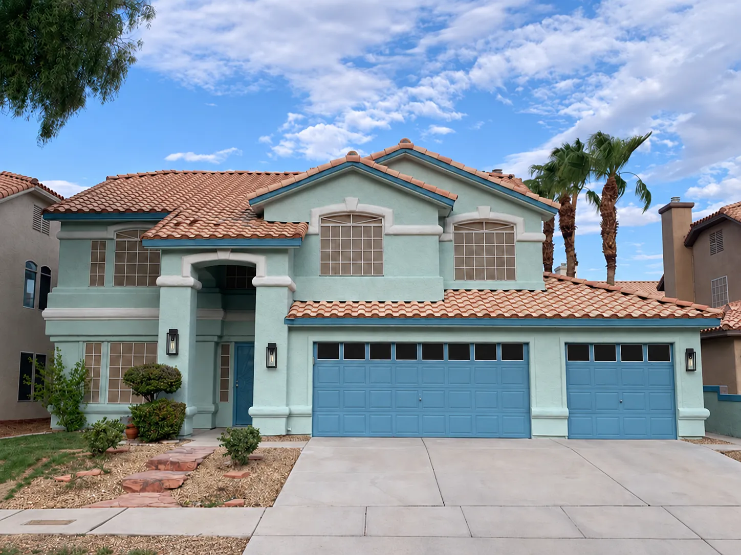 4 bed, 2328 sqft, $3,200 — Photo 1
