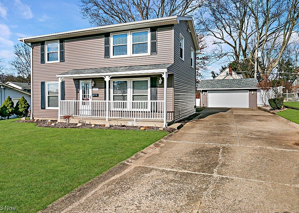 1st image of 2381 Richmond Rd