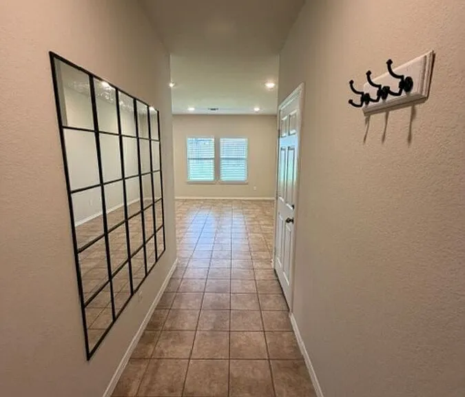 6001 Amelia Earhart Blvd — Photo 3