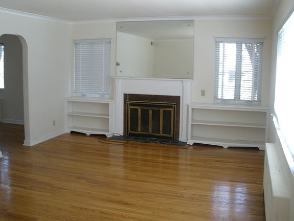 4th image of 164 Hillcrest Ave