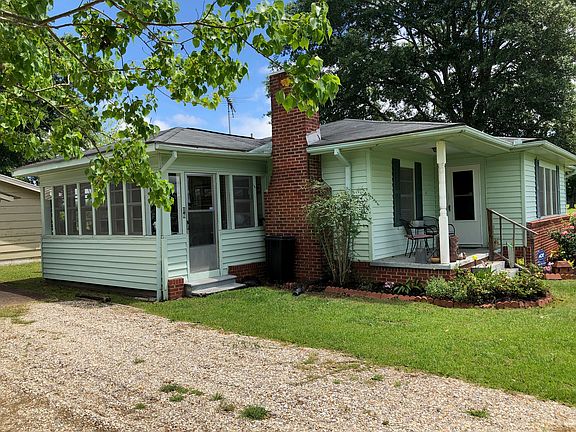 Front/sunroom side of house