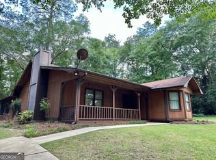 24 Reindeer St, Lyons, GA 30436
