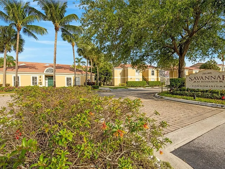 799 Riverside Dr #1021 — Photo 4