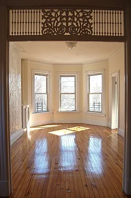 Rented by Compass | media 18