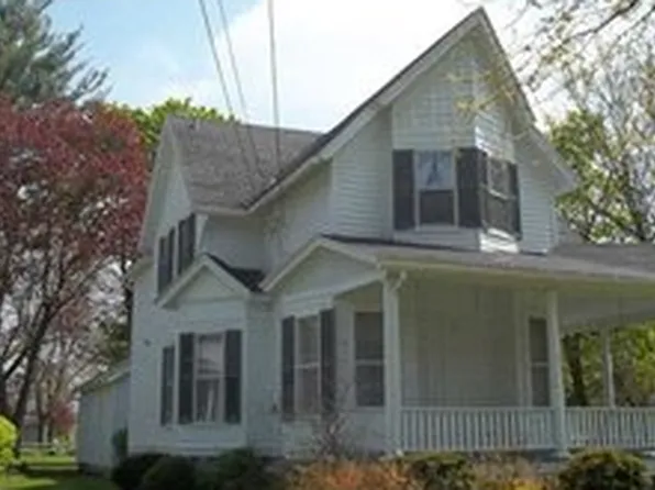 56 Ontario St, Honeoye Falls, NY 14472