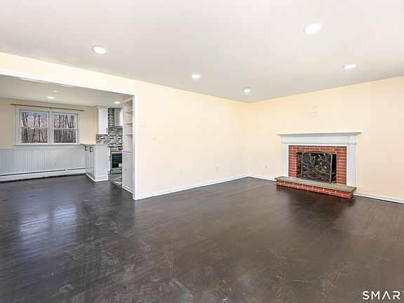 5th image of 188 Tumblebrook Road