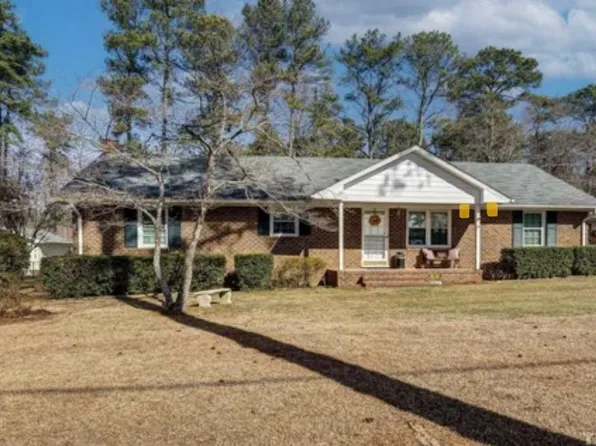 1110 Compass Creek Dr, Rocky Mount, NC 27804