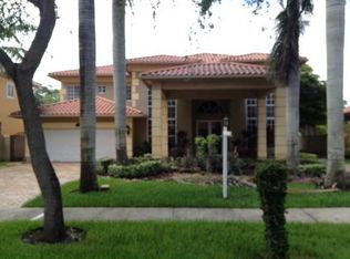 8435 NW 169th Ter, Miami Lakes, FL 33016