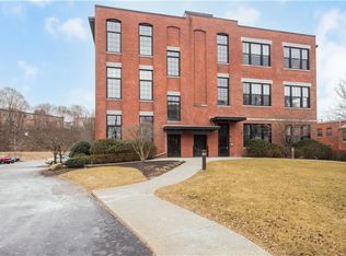 685 Social St APT 101, Woonsocket, RI 02895