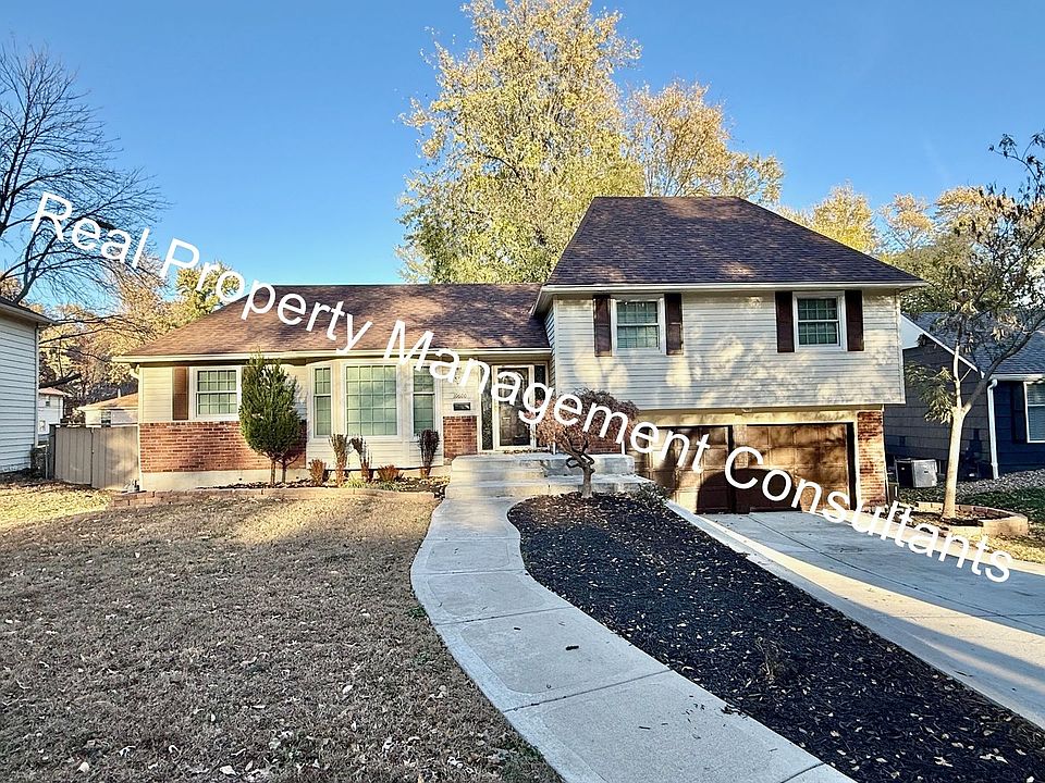 1st image of 10600 W 92nd Pl