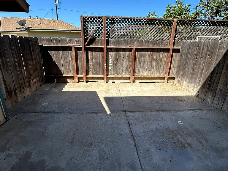 1200 Oak Ave #C — Photo 9