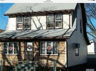 96 N Cottage St, Valley Stream, NY 11580
