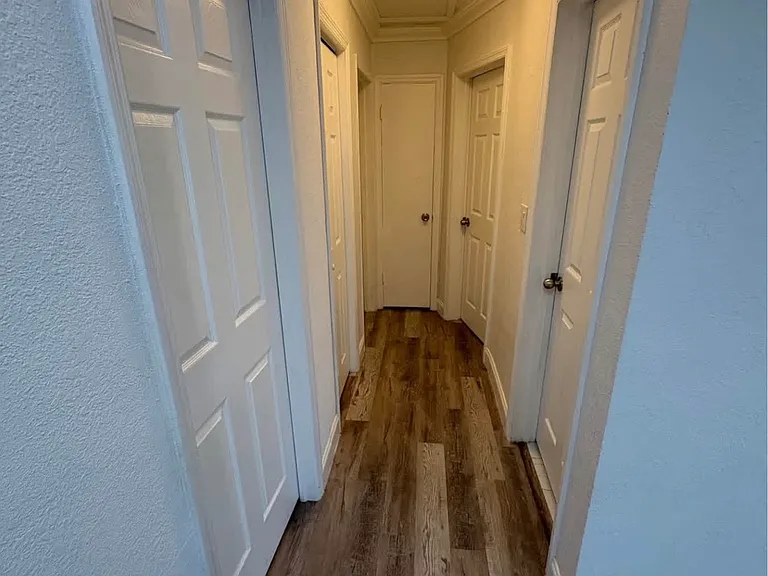 980 NW 200th Ter — Photo 14