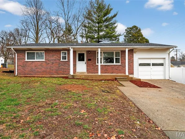 3902 Jane Ave, Saint Ann, MO 63074