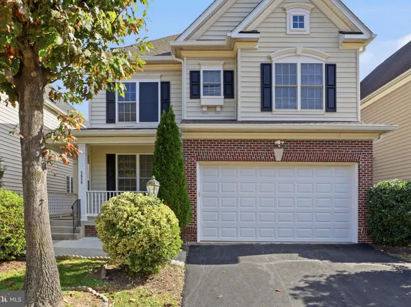 5658 Lierman Cir, Centreville, VA 20120