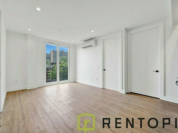 5th image of 2175 Bergen St #1M