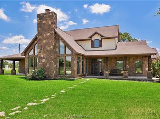 1600 Edwards Ln, Franklin, TX 77856