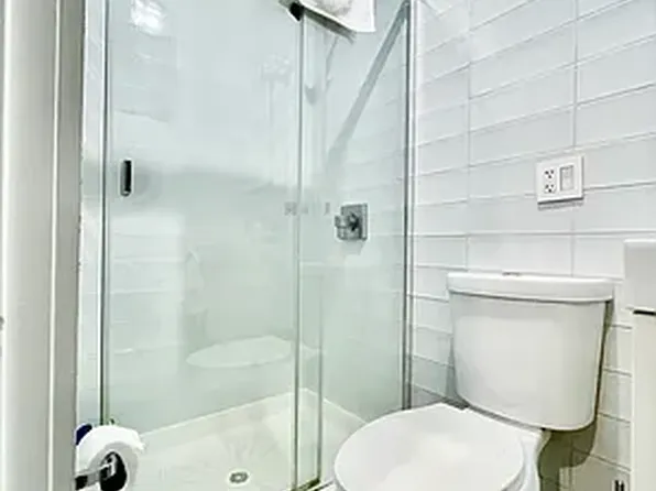 57 Spring Street 2 image 5 of 5