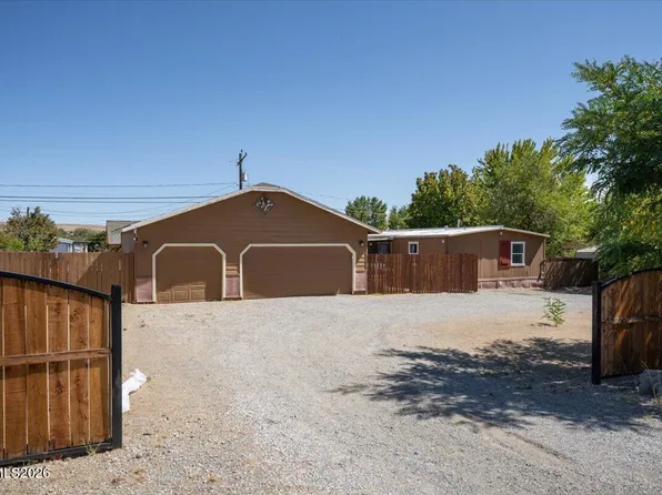 5640 Duclercque Way, Sun Valley, NV 89433
