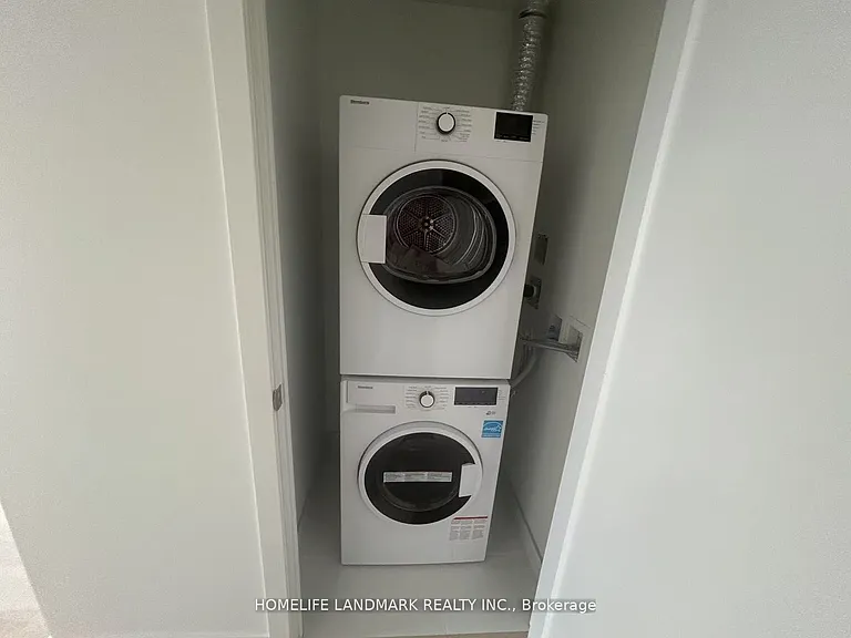 5105 Hurontario St #708 — Photo 10