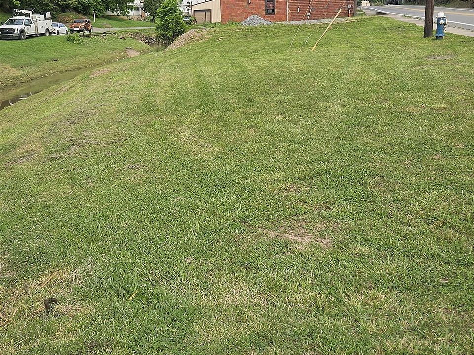 1st image of 0 W 2nd St