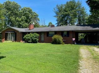 4760 Mountain View Rd, Hays, NC 28635