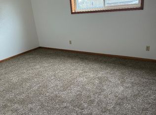 108 Westwood Dr #104, Marshalltown, IA 50158