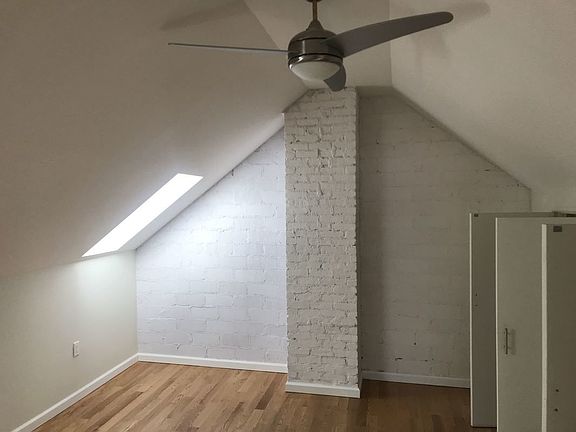 2nd image of 3923 48th St APT 1R