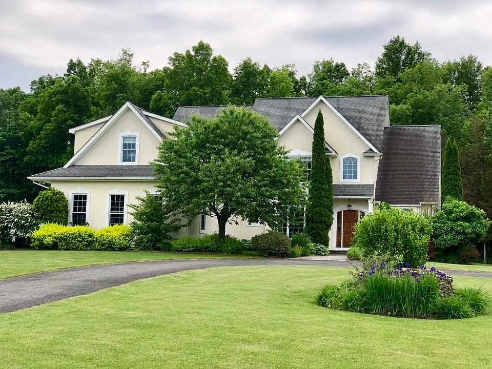 1st image of 14 Jacobs Ln