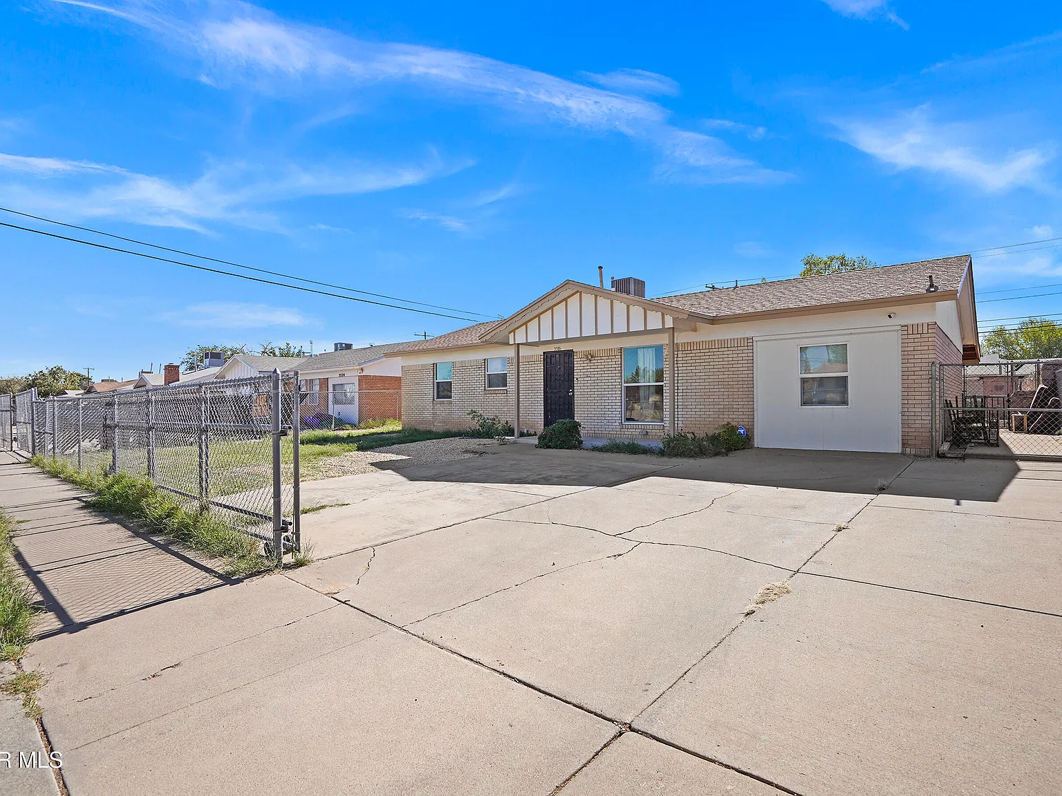 3 bed, 2.0 bath, 1303 sqft, $1,500 — Photo 3