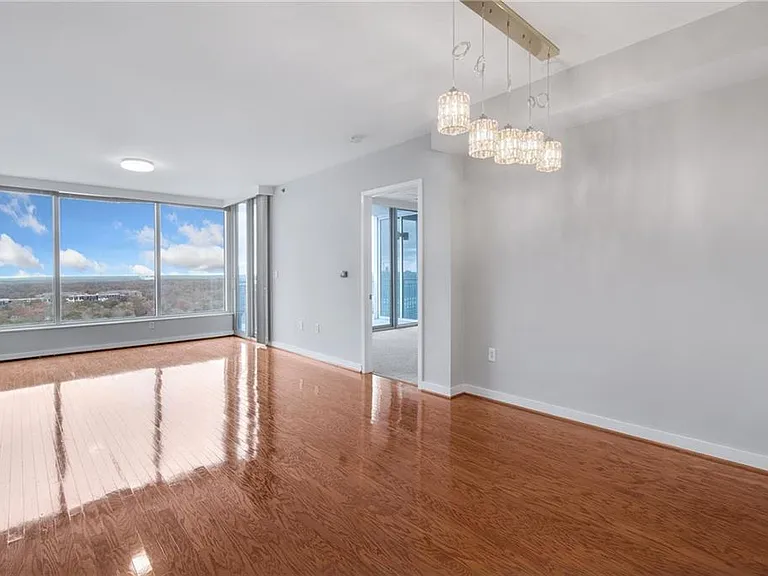 3338 Peachtree Rd NE #2401 — Photo 15