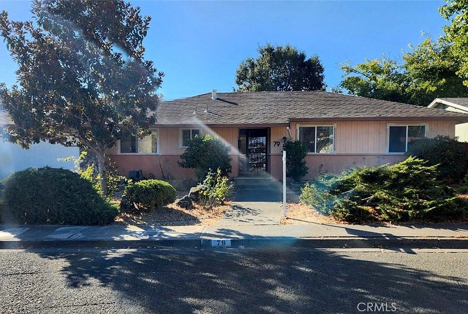 1st image of 79 Emerald Cir