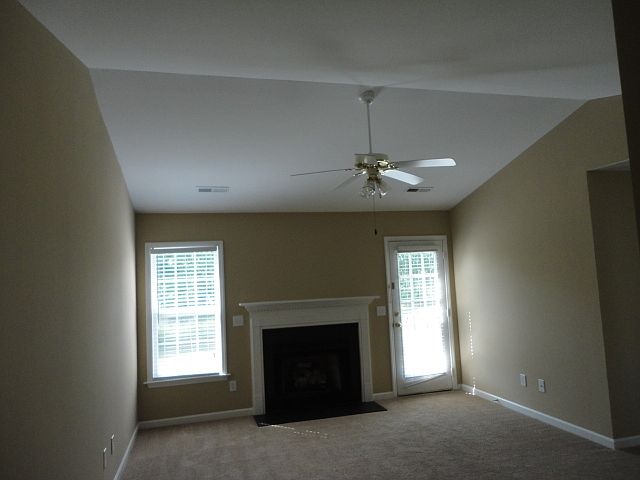 2nd image of 4676 Kane Rd