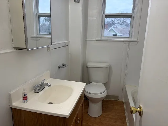 1 bed, 400 sqft, $875 — Photo 2