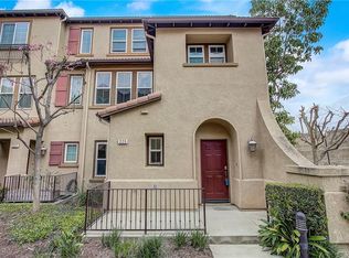 225 E Santa Fe Ct, Placentia, CA 92870