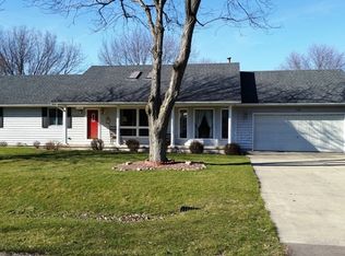 1049 Zelma Rd, Sandwich, IL 60548