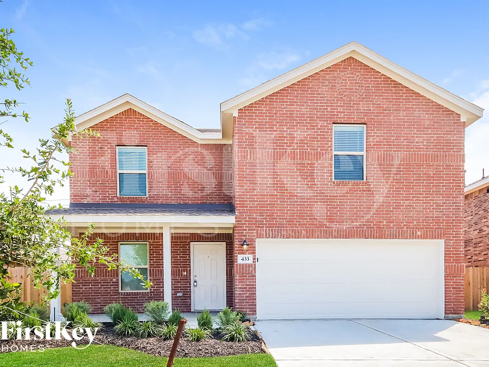 433 Maple Bend Ln