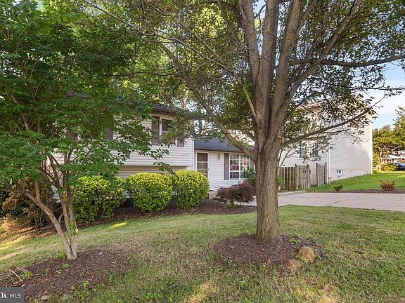 2nd image of 6119 Windward Dr