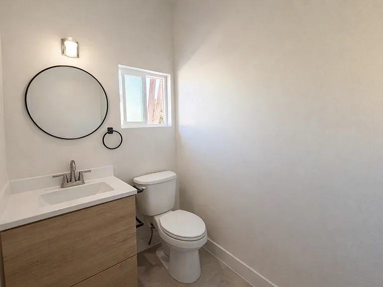 2139 Balboa Ave — Photo 3